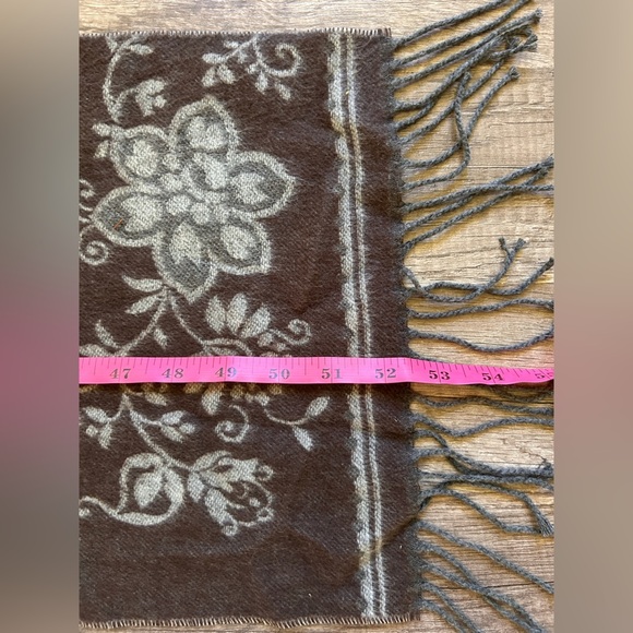 Fraas Floral Scarf Made In Germany 100% Acrylic - Picture 4 of 6